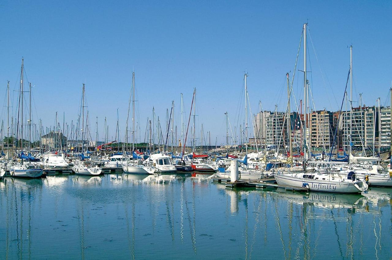 Beach Loft 9 Luxury Appartment With Ocean View Blankenberge Eksteriør bilde